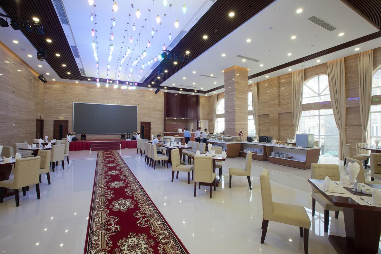 פלייקו Khanh Linh Hotel מראה חיצוני תמונה