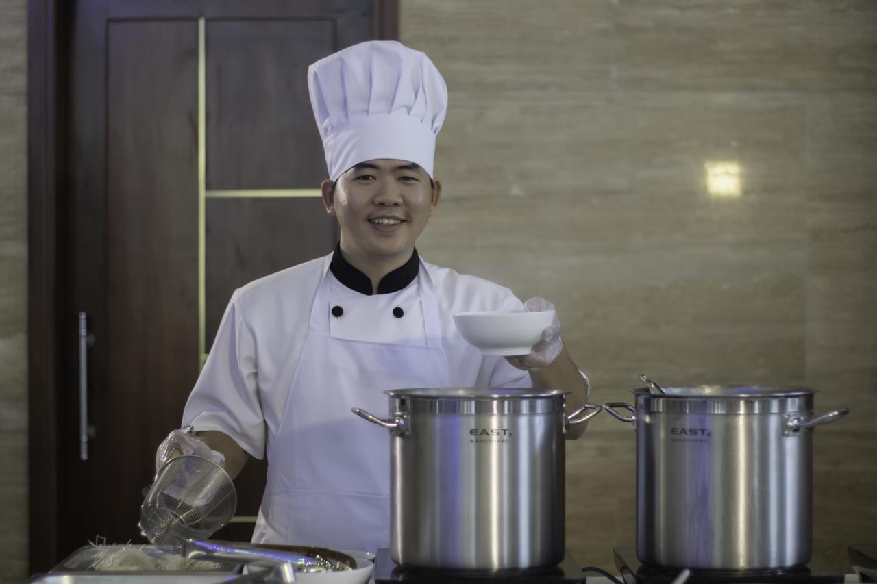 פלייקו Khanh Linh Hotel מראה חיצוני תמונה