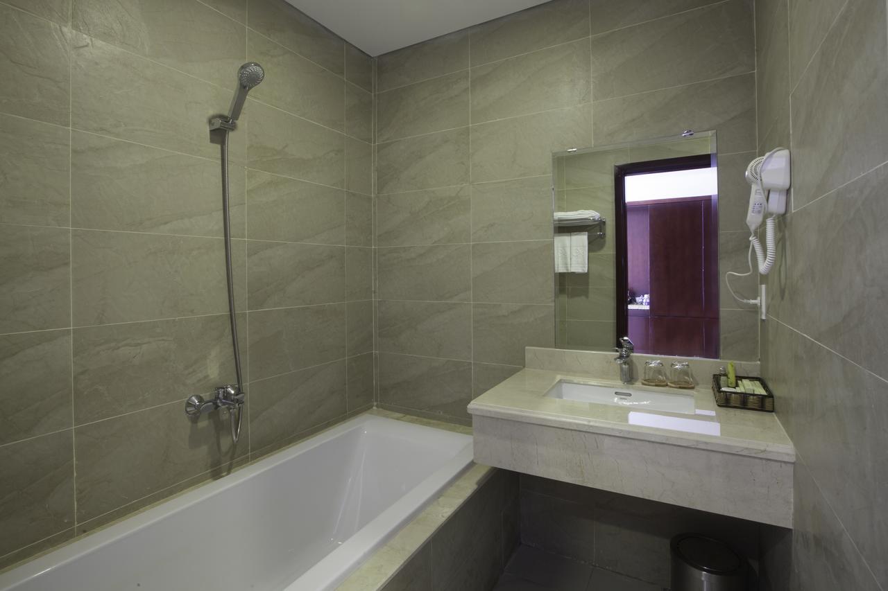 פלייקו Khanh Linh Hotel מראה חיצוני תמונה