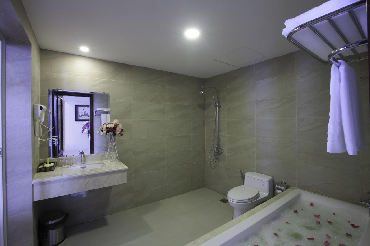 פלייקו Khanh Linh Hotel מראה חיצוני תמונה