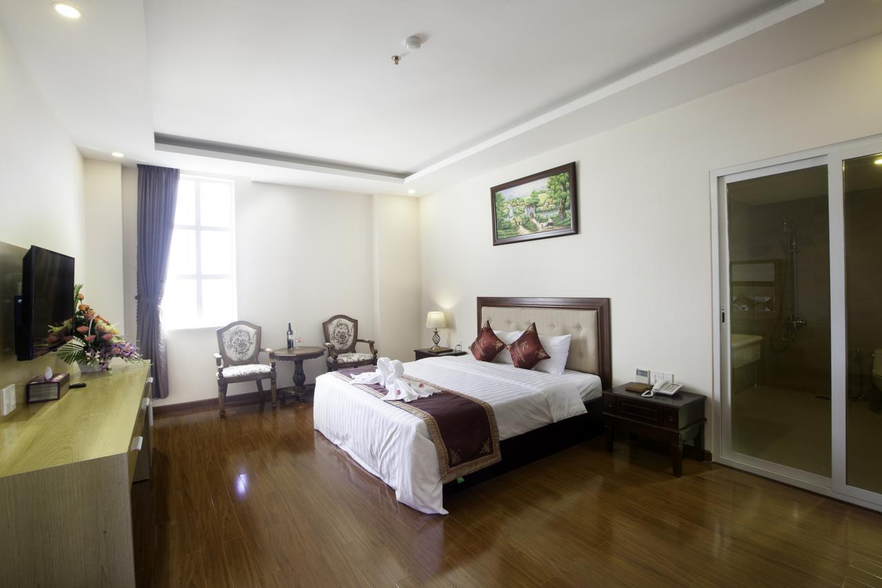פלייקו Khanh Linh Hotel מראה חיצוני תמונה