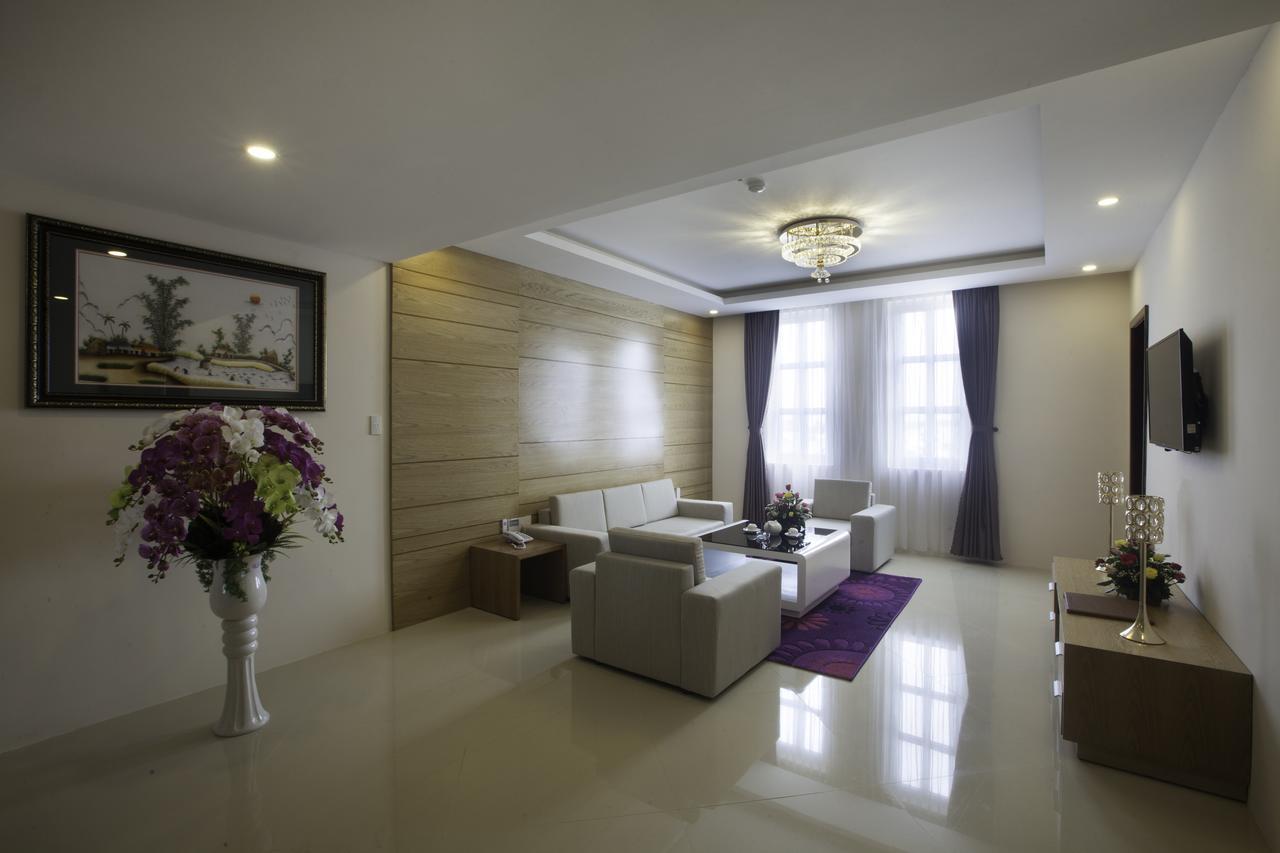 פלייקו Khanh Linh Hotel מראה חיצוני תמונה